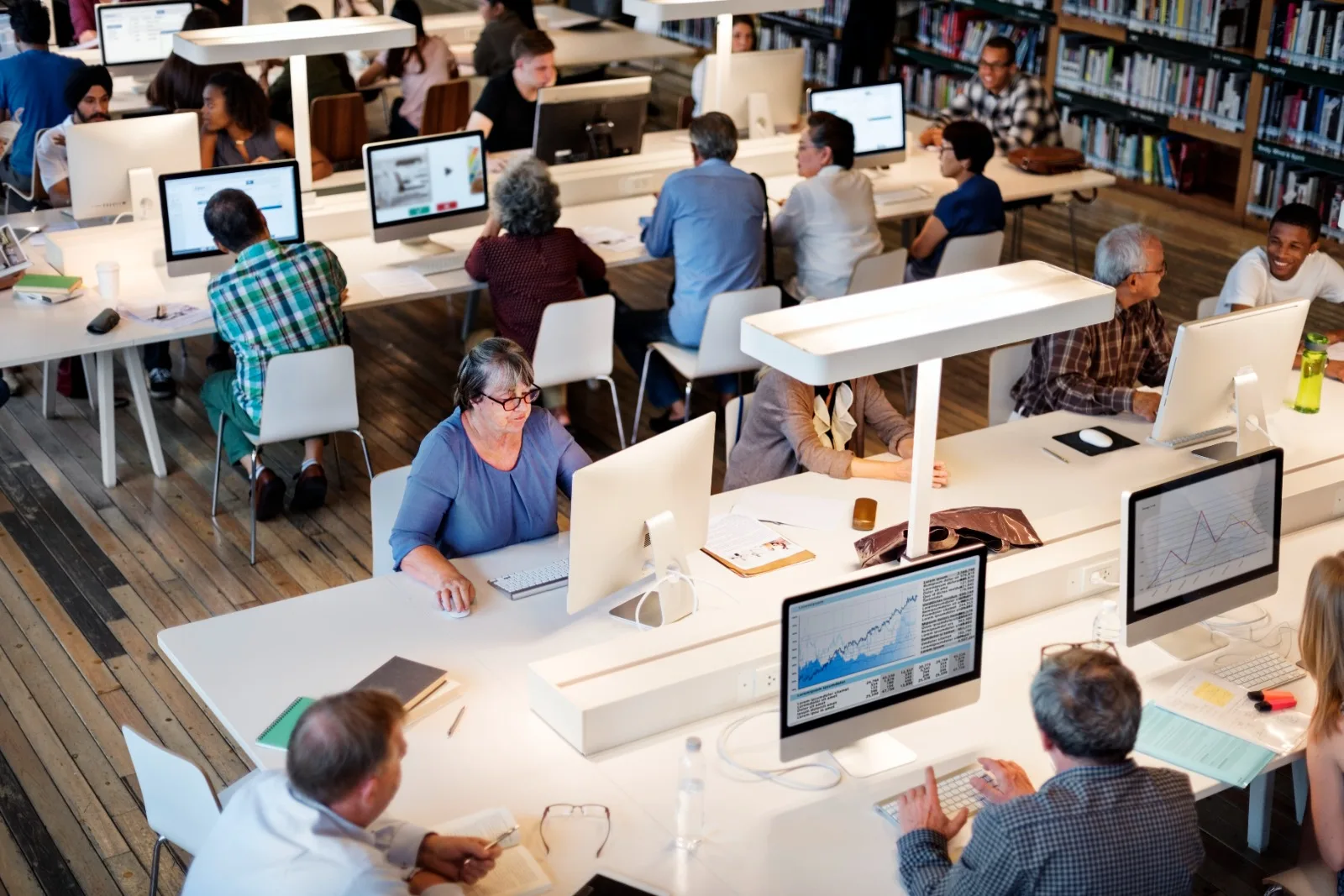 Enterprise Intelligence Hub - modern workspace